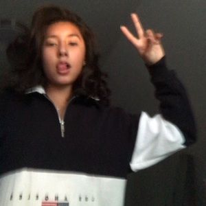 Meet your Posher, Sofia